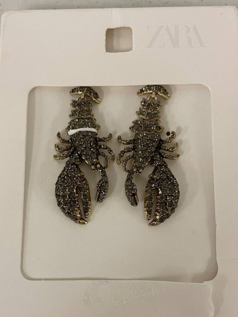 Zara Lobster Dangle Earrings Sparkly in gray Jewelry New